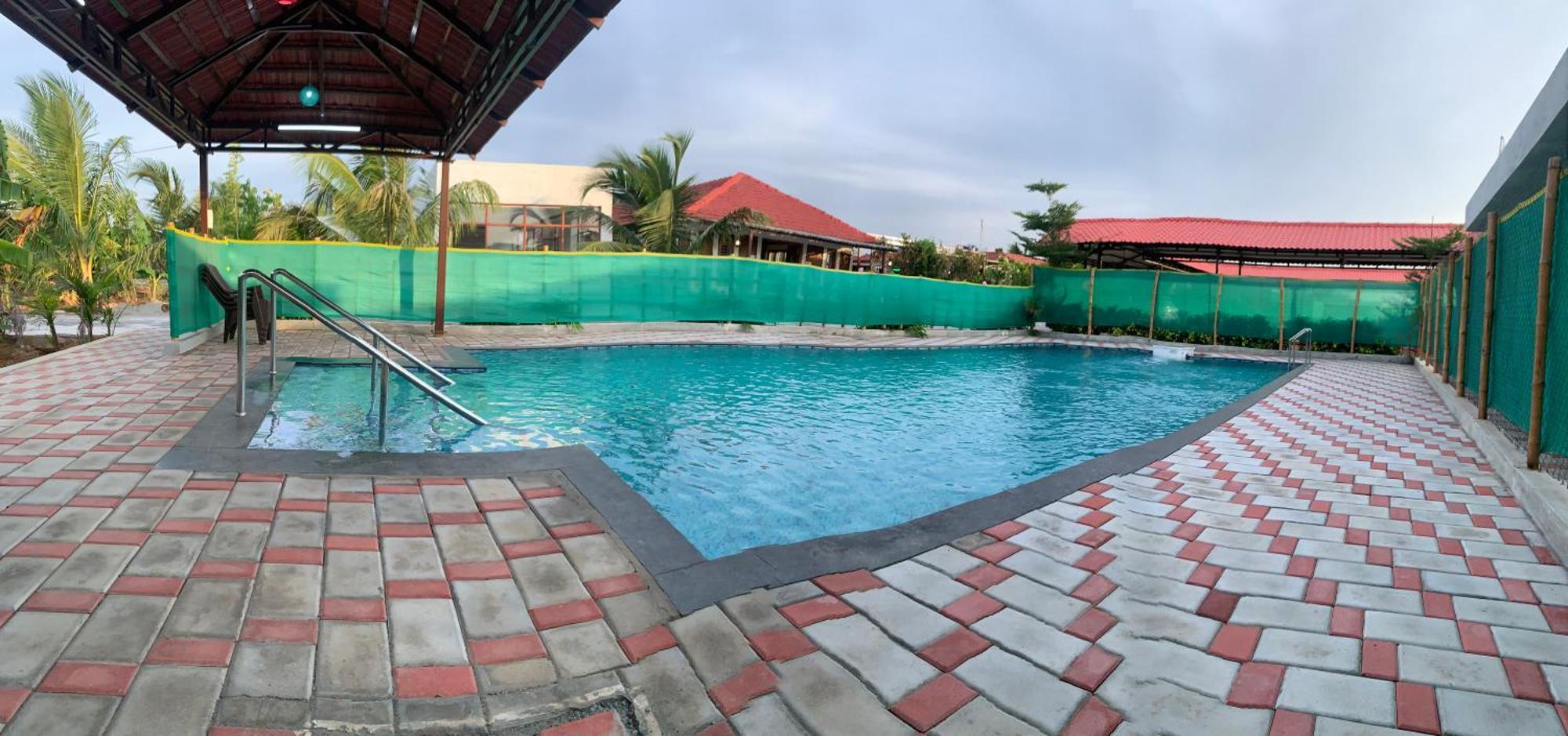 Love Green Resorts Palladam Luaran gambar